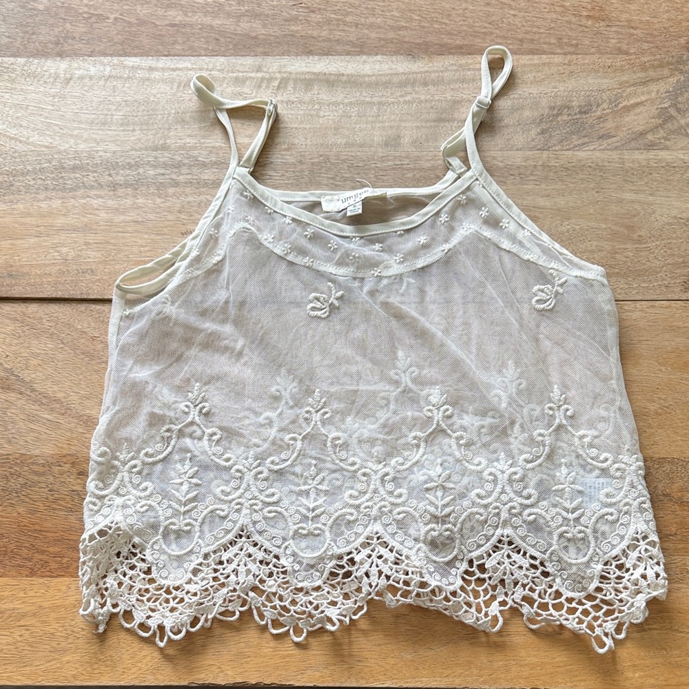 Umgee Cream Cropped Lace Embroidered Camisole